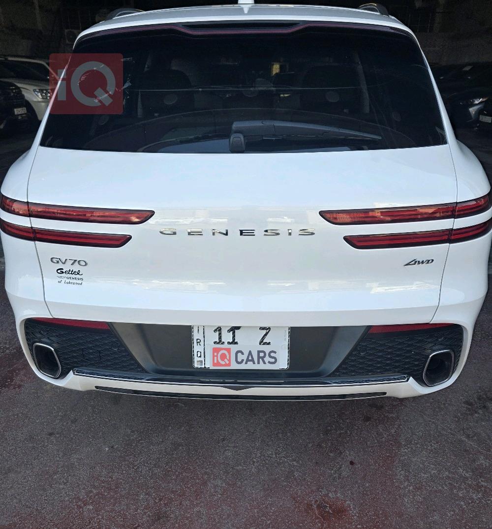 Genesis GV70